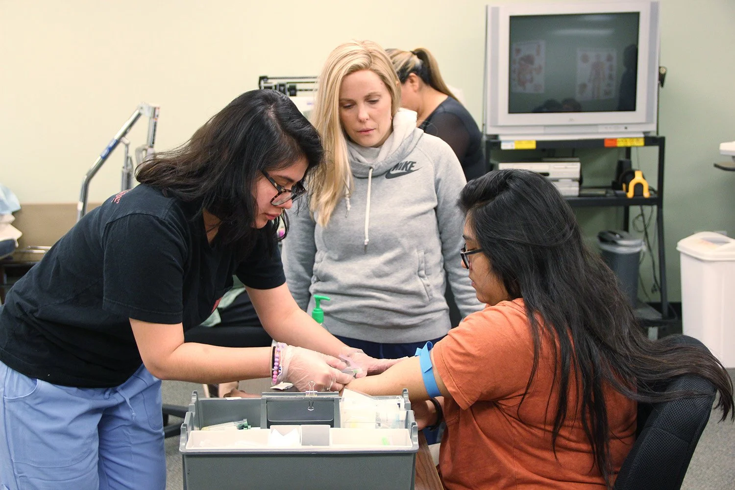 allied-health-phlembotomy-blood-draw